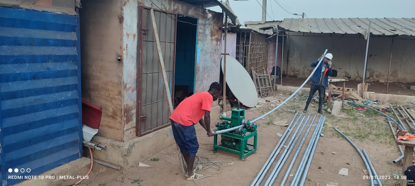 Fabrication de la structure en atelier, nos débuts (Serre Ivoire)